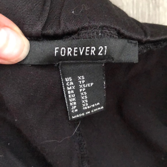 Satin Shorts Ruffle Trim Forever 21 SOLD - Picture 4 of 4